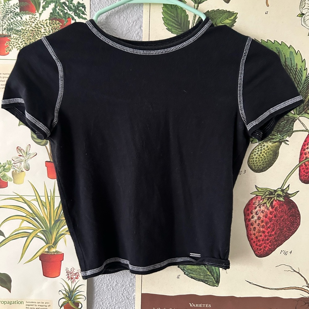 Hollister Women’s Black White Stitching Black Crop Top